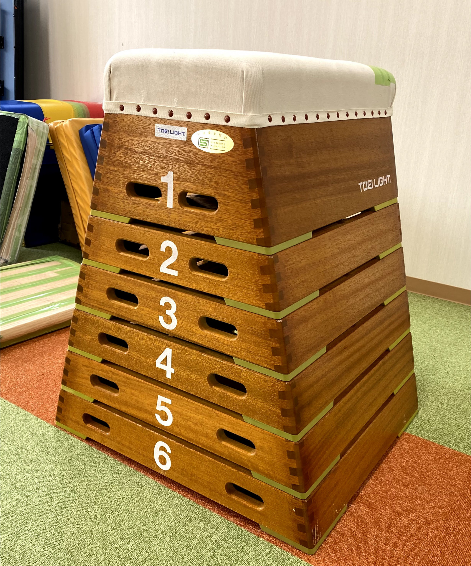 NEWとびばこが、入荷しました！